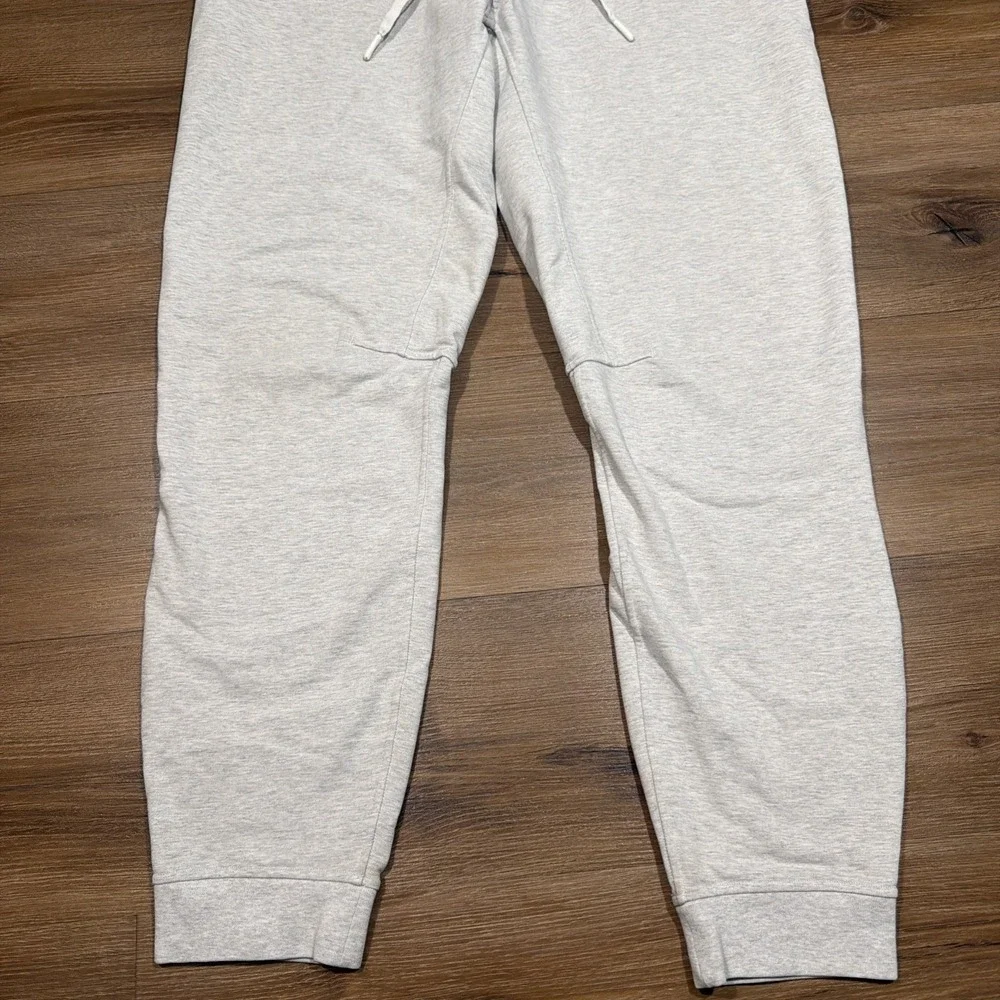 lululemon athletica great shape